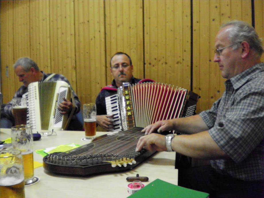 Akordeo_Zither_Ensemble